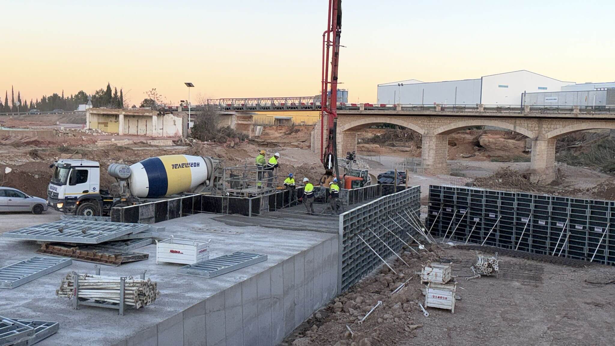 WhatsApp Image 2025-02-26 at 09.07.42 (1)